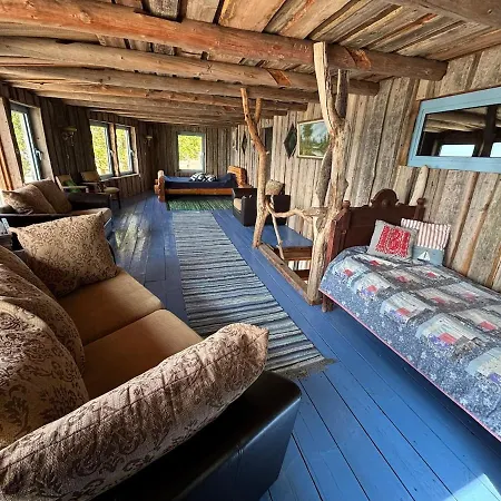 Maria Pipi House Matsi